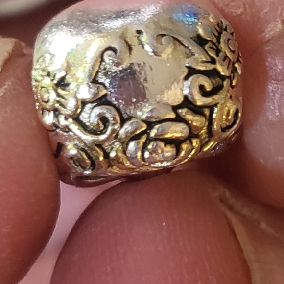 Another sugar skull charm - Picture 2 of 4